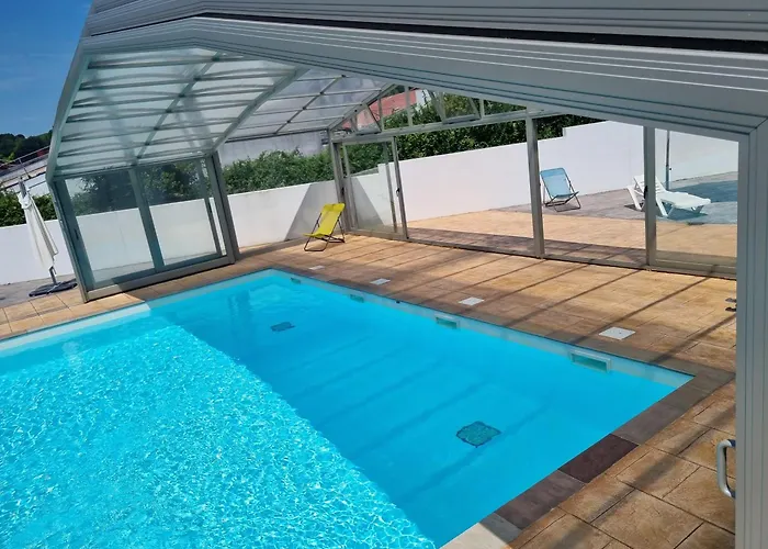 Chalet Etxetxoa, De 1 A 4 Personnes Avec Climatisation, Terrain Prive Et Piscine