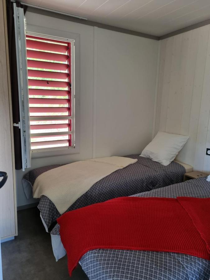 Campsite Etxetxoa, De 1 A 4 Personnes Avec Climatisation, Terrain Prive Et Piscine 3*