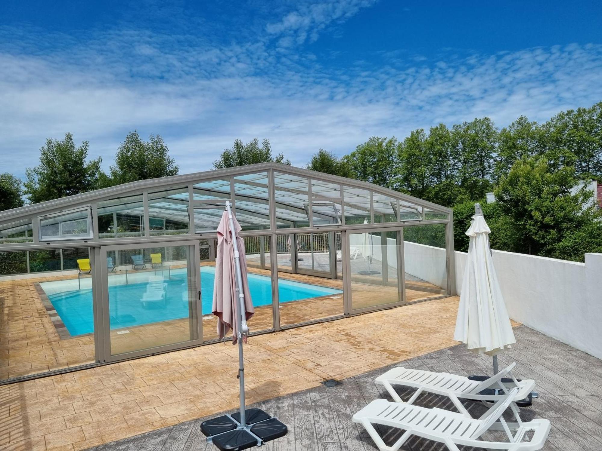 Etxetxoa, De 1 A 4 Personnes Avec Climatisation, Terrain Prive Et Piscine Campsite Hasparren